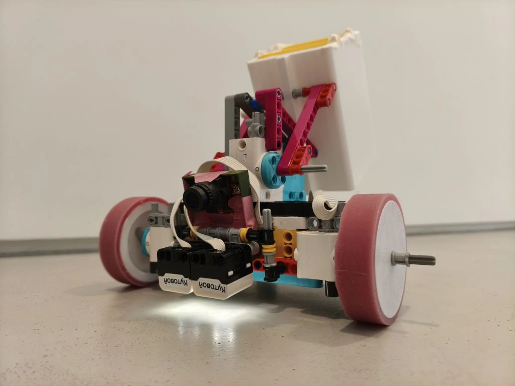 Robot
